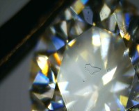 Nudo en diamante